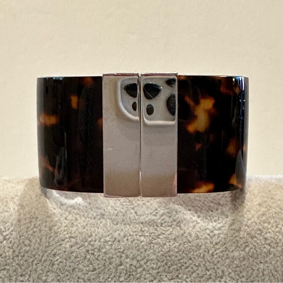Rustic Cuff Bracelet wide clamper bangle Faux Tortoise, silver tone - Picture 6 of 13